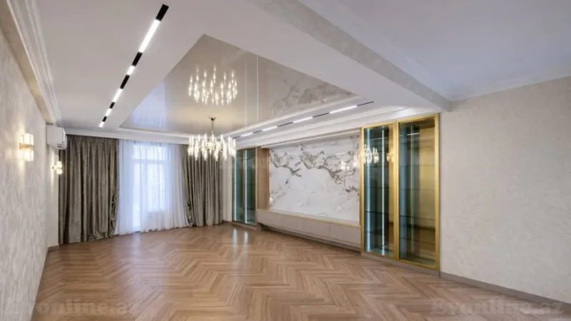 Satılır 4 otaqlı Mənzil Yeni tikili 245 m² Nəsimi r. - şəkil 2