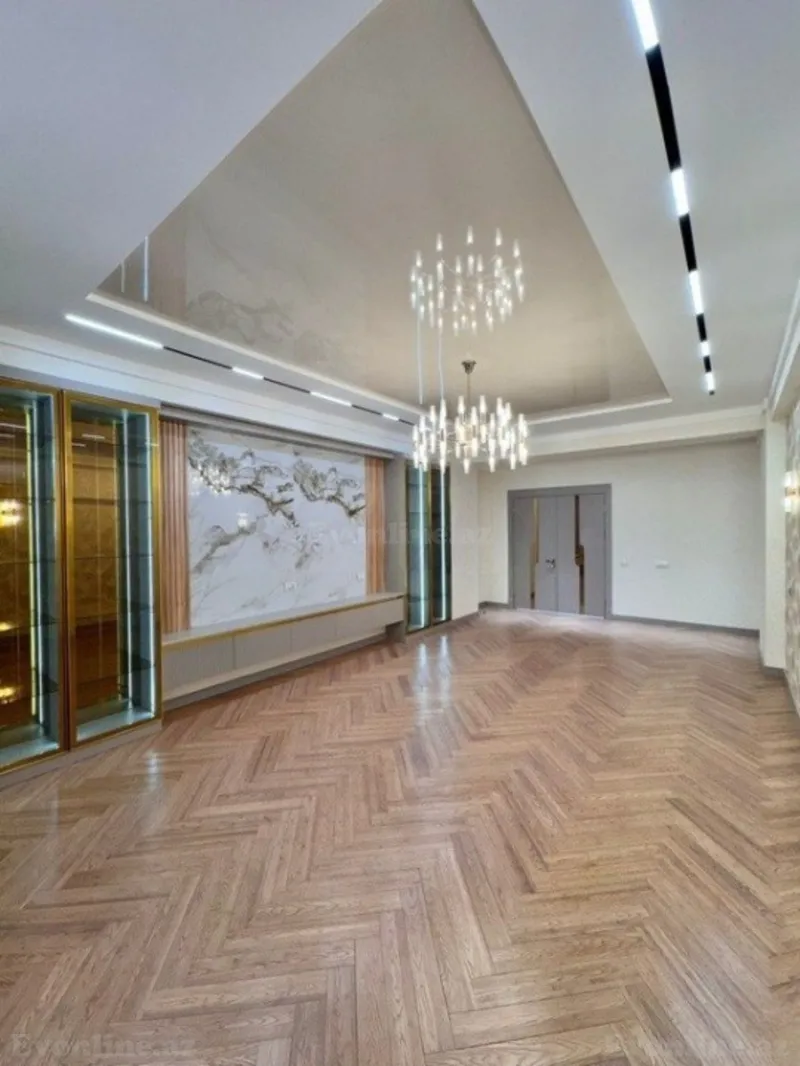 Satılır 4 otaqlı Mənzil Yeni tikili 245 m² Nəsimi r. - şəkil 3