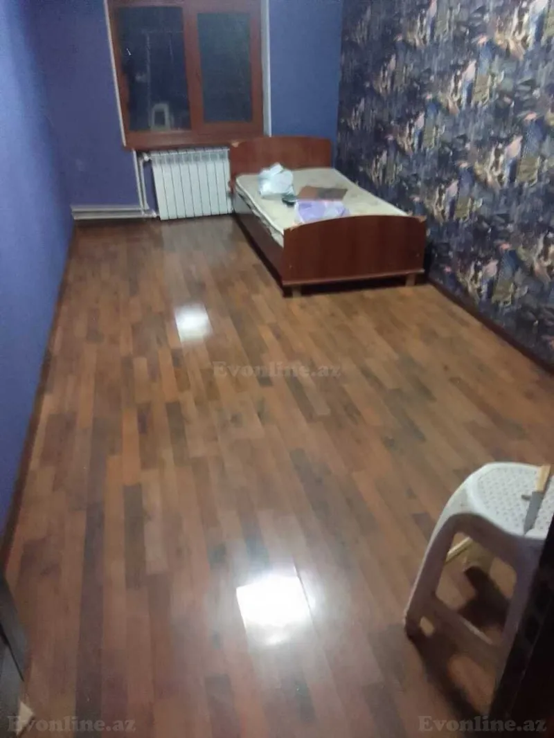 3 otaqlı Mənzil 66 m² 8-ci mikrorayon Satılır