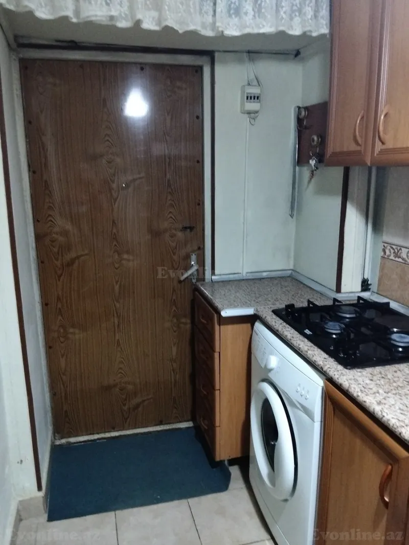 2 otaqlı Mənzil 30 m² 28 May m. Satılır