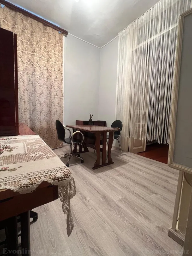Satılır 2 otaqlı Mənzil Köhnə tikili 30 m² 28 May m. - şəkil 20