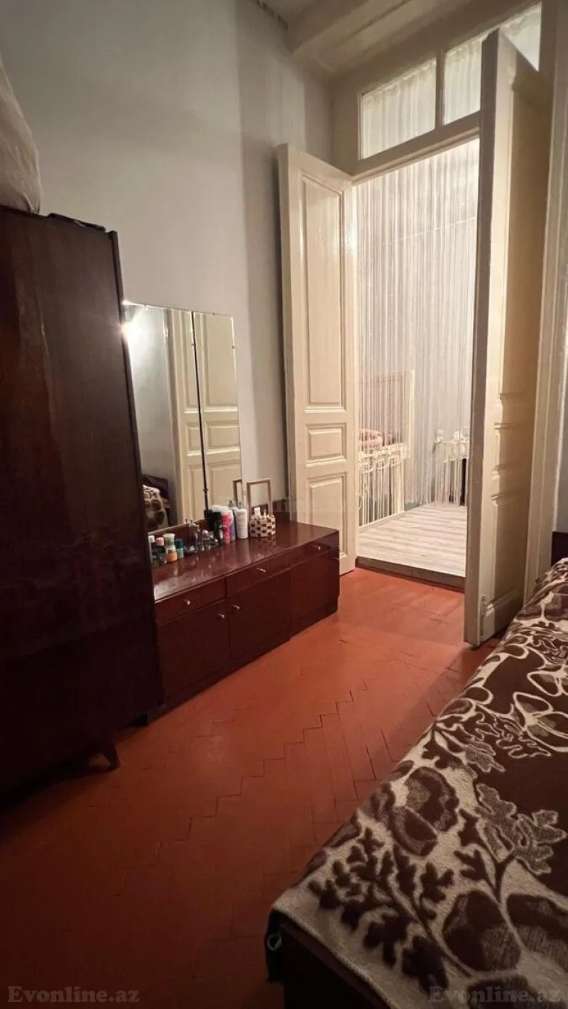 Satılır 2 otaqlı Mənzil Köhnə tikili 30 m² 28 May m. - şəkil 22