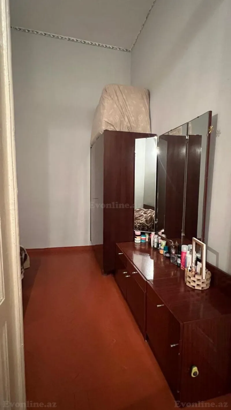 Satılır 2 otaqlı Mənzil Köhnə tikili 30 m² 28 May m. - şəkil 23