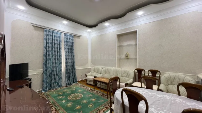 3 otaqlı Mənzil 100 m² Sahil m. Kirayə verilir