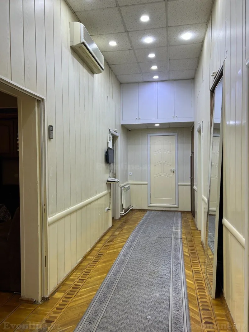 Kirayə verilir 3 otaqlı Mənzil Köhnə tikili 100 m² Sahil m. - şəkil 4