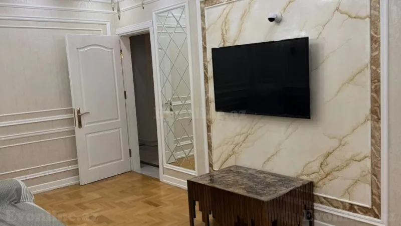 Satılır 3 otaqlı Mənzil Köhnə tikili 100 m² 8-ci mikrorayon - şəkil 3