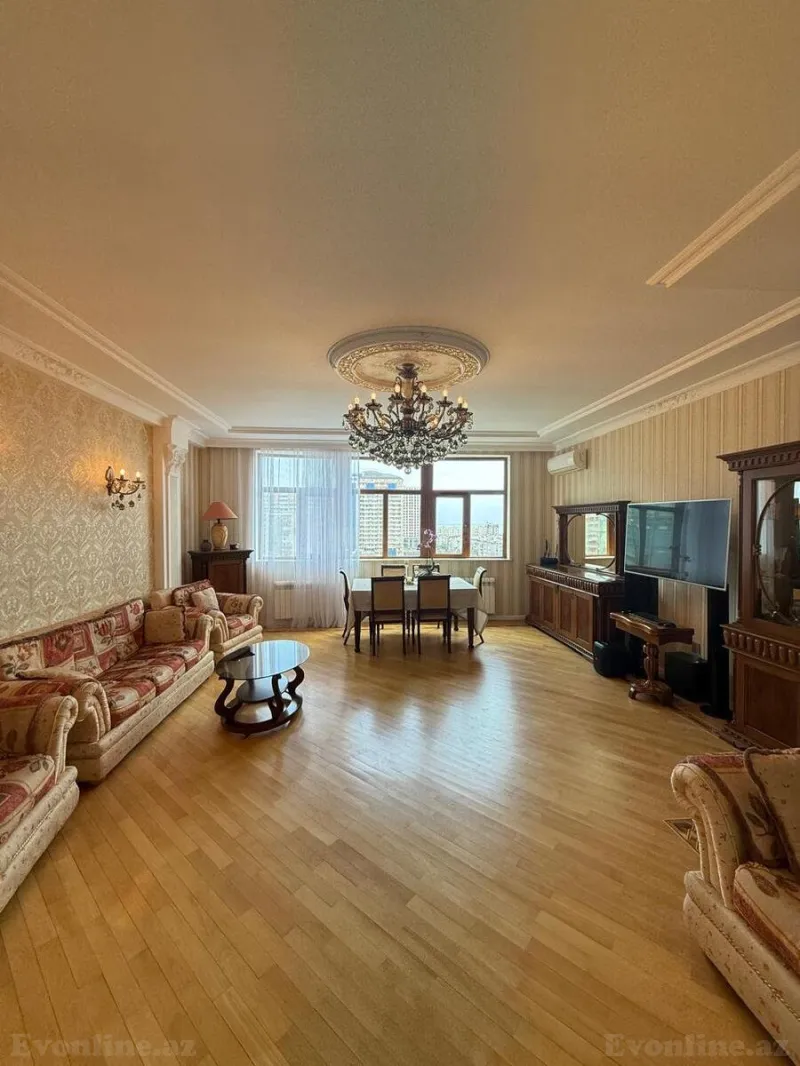 3 otaqlı Mənzil 137 m² Xətai m. Satılır