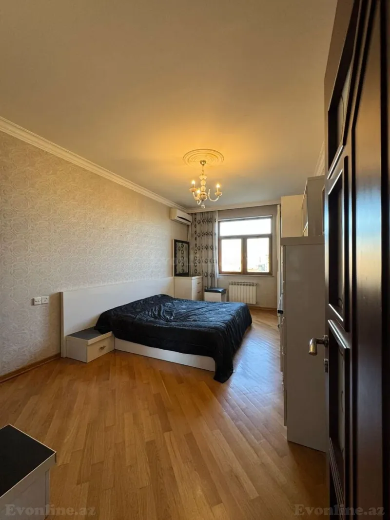 Satılır 4 otaqlı Mənzil Yeni tikili 180 m² Nəsimi r. - şəkil 3