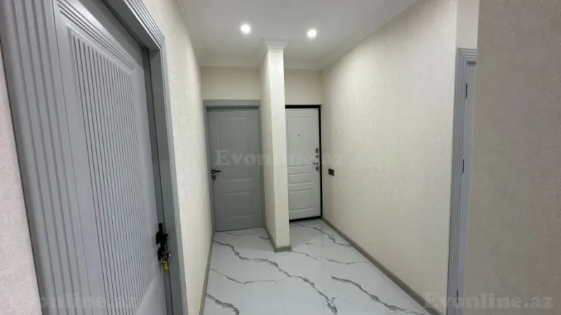 Satılır 5 otaqlı Mənzil Köhnə tikili 130 m² Qaraçuxur - şəkil 3