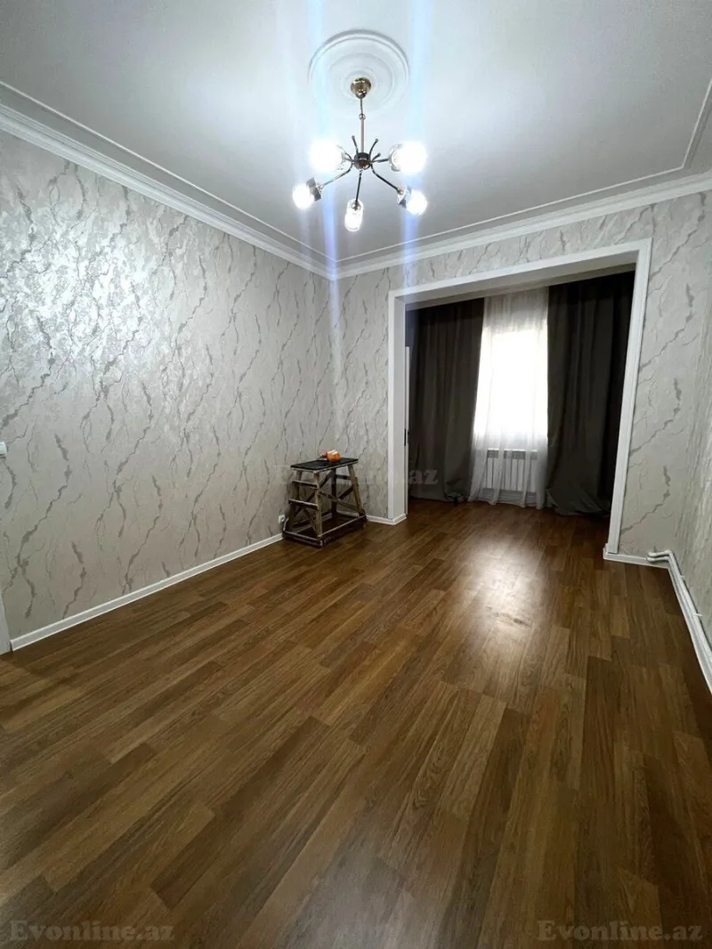 2 otaqlı Mənzil 50 m² 4-cü mikrorayon Satılır