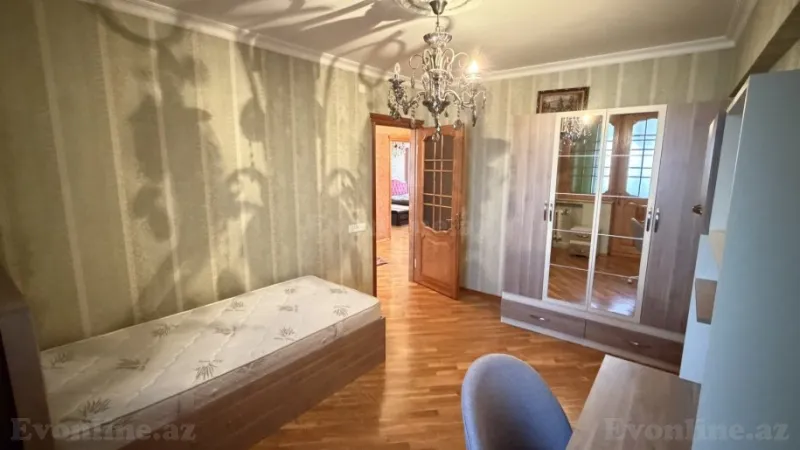 Satılır 3 otaqlı Mənzil Köhnə tikili 90 m² 28 May m. - şəkil 9