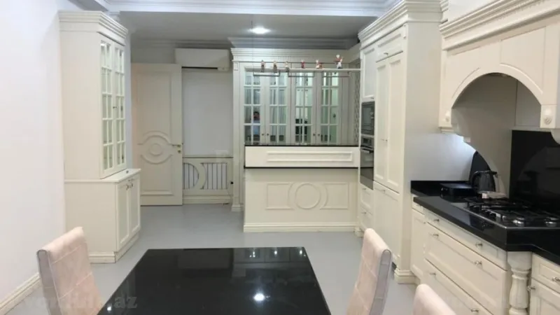 Satılır 4 otaqlı Mənzil Yeni tikili 268 m² Xətai r. - şəkil 2
