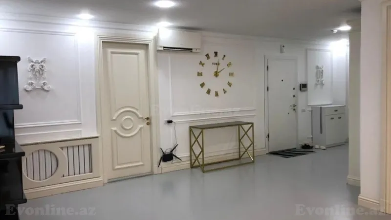 Satılır 4 otaqlı Mənzil Yeni tikili 268 m² Xətai r. - şəkil 8