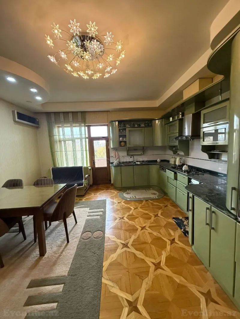 Satılır 5 otaqlı Mənzil Yeni tikili 250 m² Gənclik m. - şəkil 12