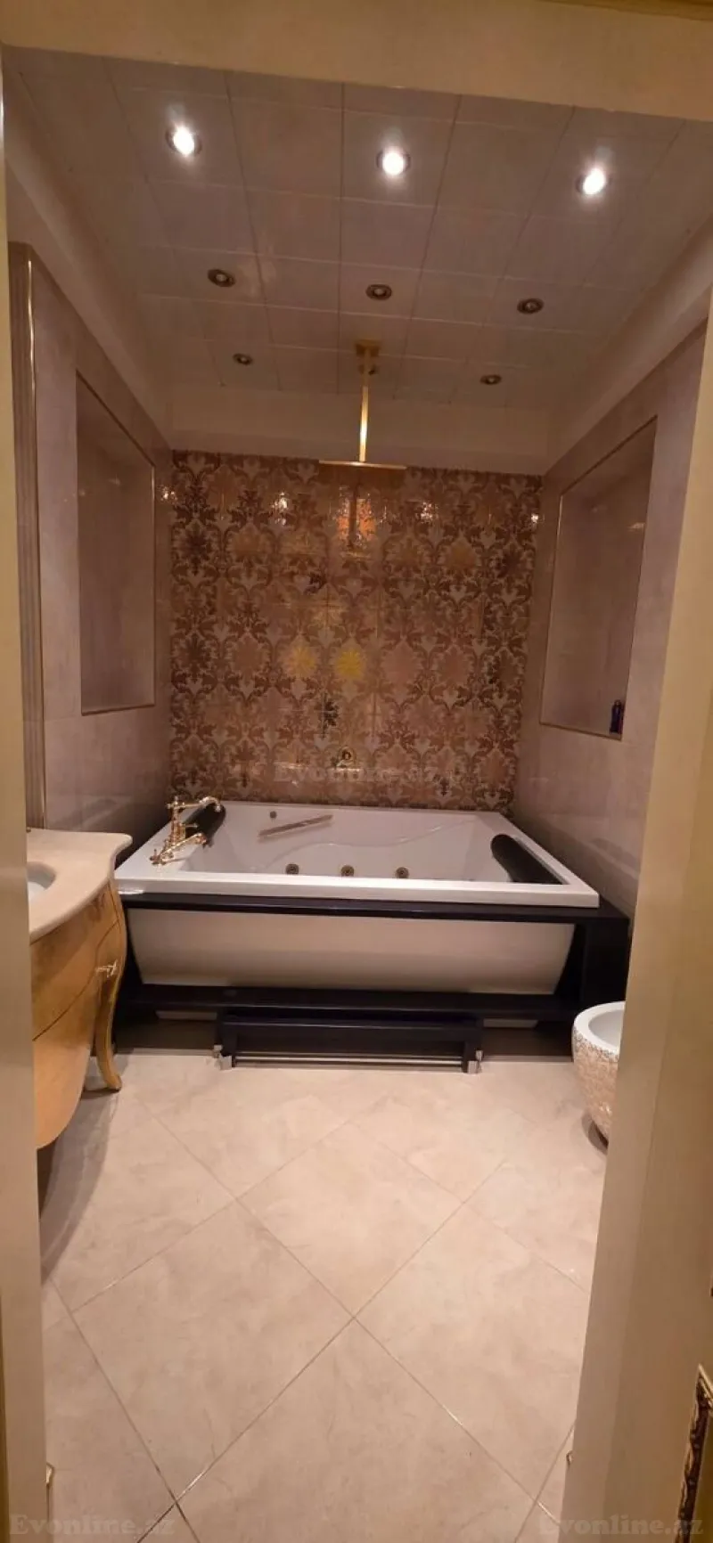 Kirayə verilir 3 otaqlı Mənzil Yeni tikili 210 m² Nəriman Nərimanov m. - şəkil 13