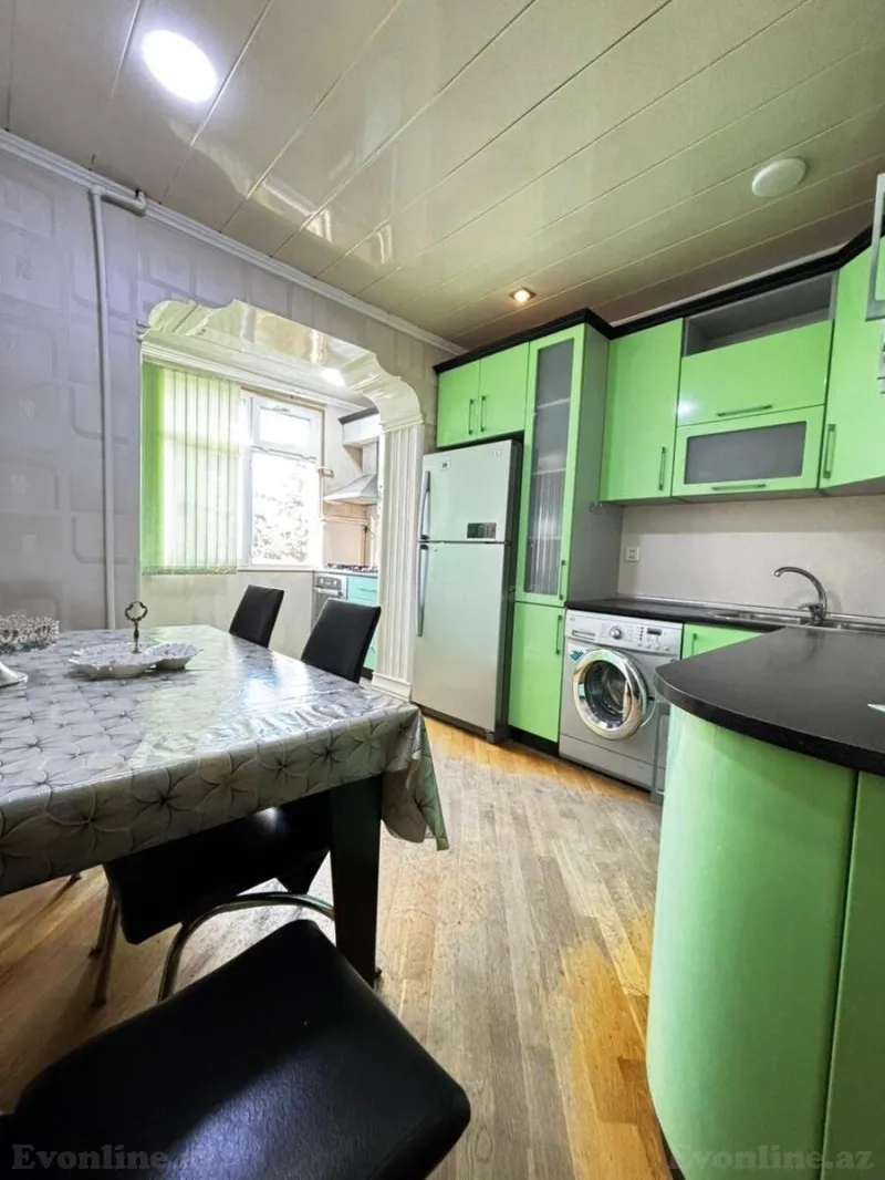 Satılır 3 otaqlı Mənzil Köhnə tikili 85 m² Xalqlar Dostluğu m. - şəkil 10