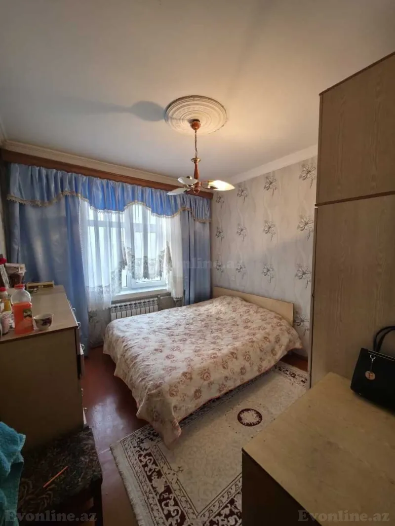Satılır 4 otaqlı Mənzil Köhnə tikili 85 m² Xətai r. - şəkil 5