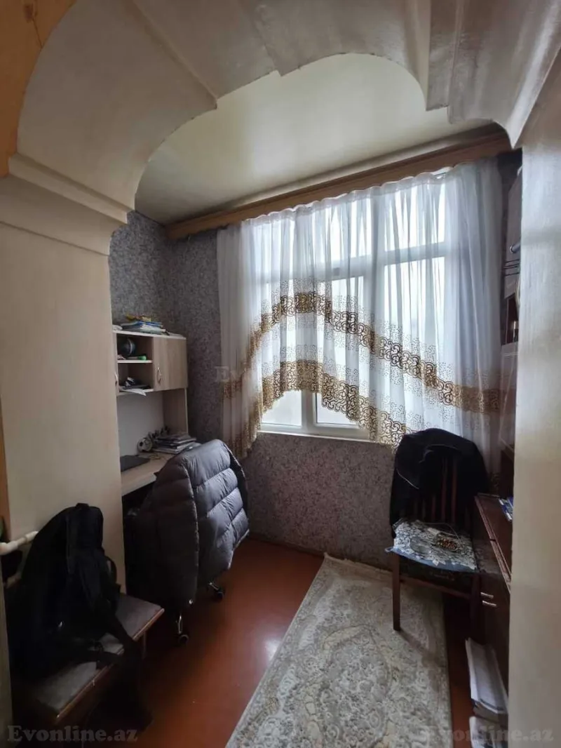 Satılır 4 otaqlı Mənzil Köhnə tikili 85 m² Xətai r. - şəkil 10
