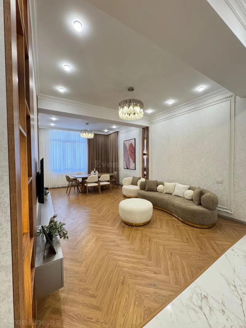 Satılır 3 otaqlı Mənzil Yeni tikili 130 m² Nəriman Nərimanov m. - şəkil 2