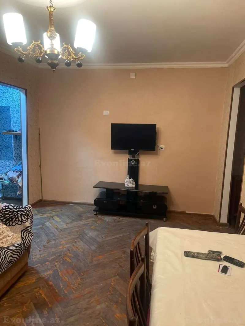 Kirayə verilir 2 otaqlı Mənzil Köhnə tikili 50 m² İnşaatçılar m. - şəkil 3