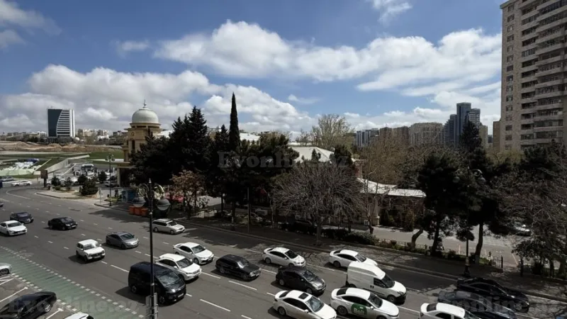 Satılır 4 otaqlı Mənzil Köhnə tikili 120 m² Nərimanov r. - şəkil 7