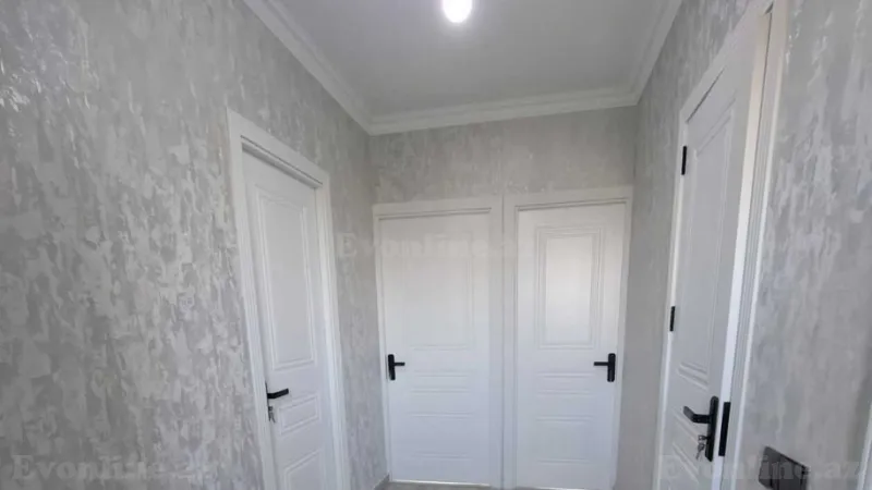 Satılır 3 otaqlı Mənzil Köhnə tikili 70 m² İnşaatçılar m. - şəkil 5