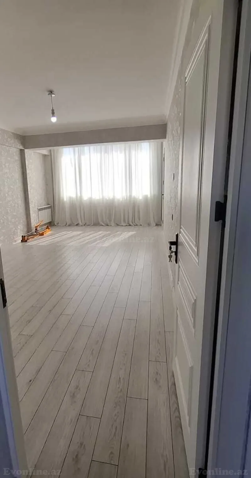 Satılır 3 otaqlı Mənzil Köhnə tikili 70 m² İnşaatçılar m. - şəkil 10