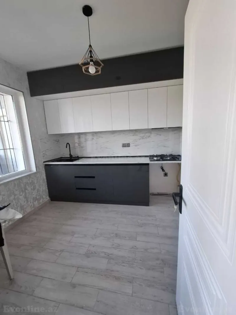 Satılır 3 otaqlı Mənzil Köhnə tikili 70 m² İnşaatçılar m. - şəkil 12