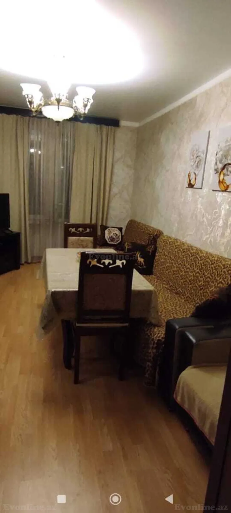 3 otaqlı Mənzil 83 m² 28 May m. Satılır