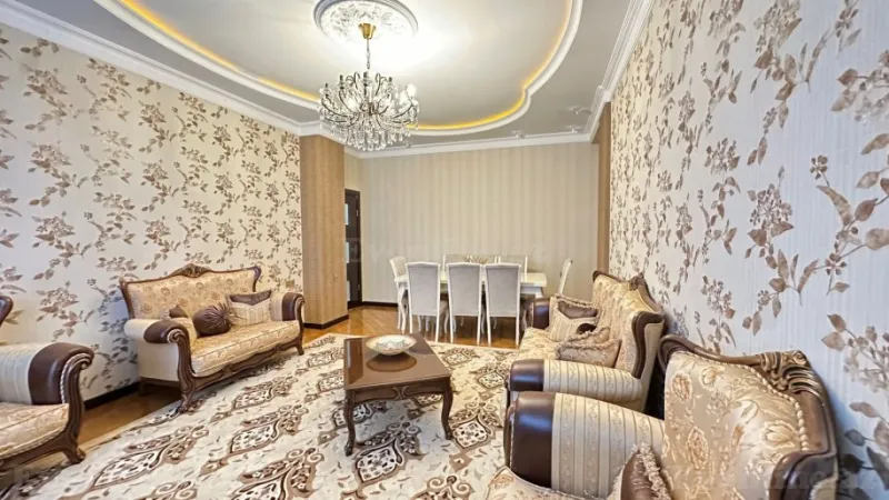 Satılır 3 otaqlı Mənzil Yeni tikili 140 m² 3-cü mikrorayon - şəkil 2
