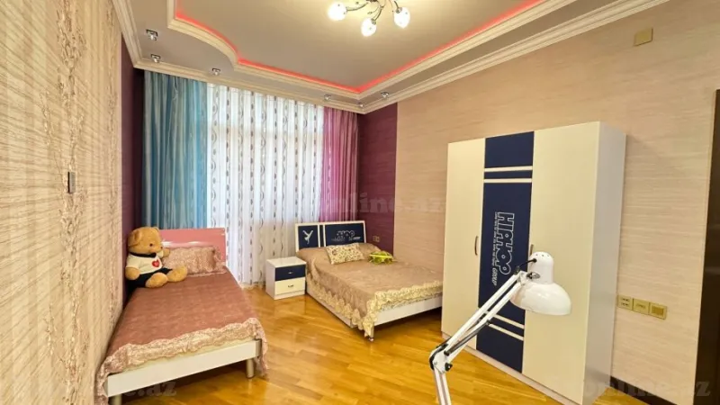 Satılır 3 otaqlı Mənzil Yeni tikili 140 m² 3-cü mikrorayon - şəkil 12