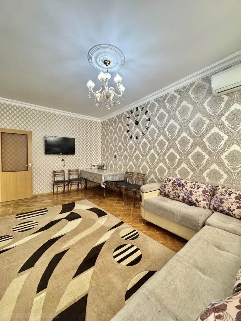 Satılır 3 otaqlı Mənzil Köhnə tikili 80 m² Həzi Aslanov m. - şəkil 2