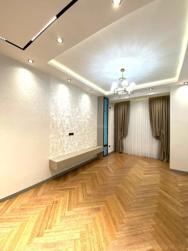 2 otaqlı Mənzil 68 m² Elmlər Akademiyası m. Satılır
