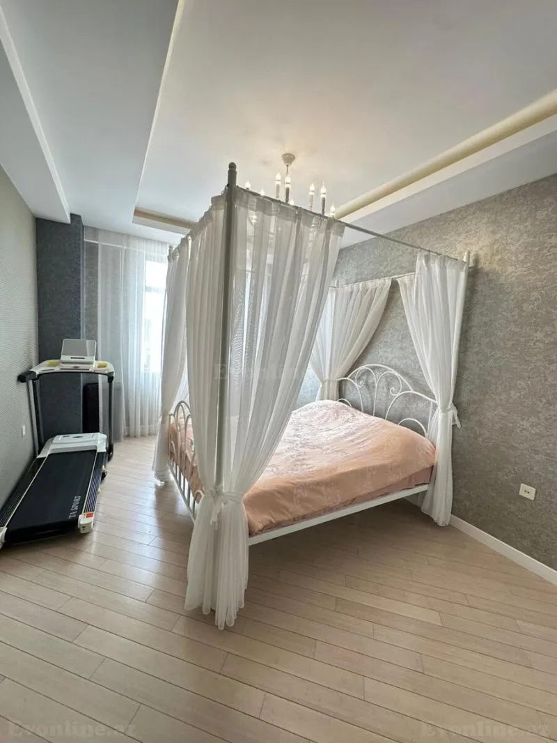 Satılır 3 otaqlı Mənzil Yeni tikili 130 m² Gənclik m. - şəkil 11