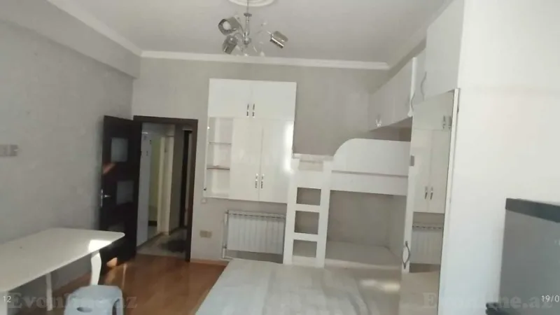 Kirayə verilir 1 otaqlı Mənzil Yeni tikili 35 m² Xırdalan