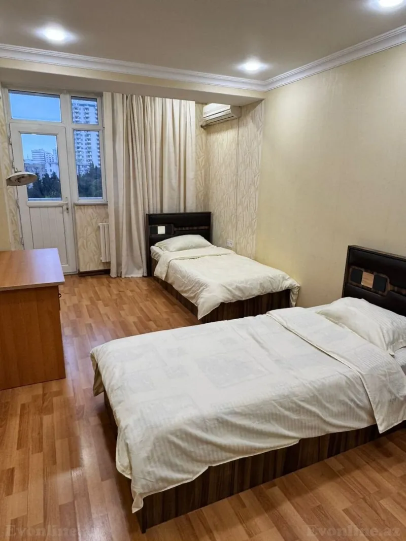 Kirayə verilir 3 otaqlı Mənzil Yeni tikili 120 m² İçərişəhər m. - şəkil 6