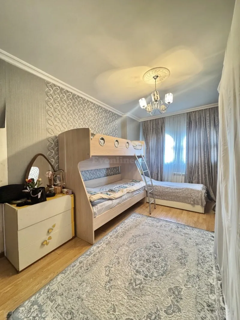 Satılır 3 otaqlı Mənzil Köhnə tikili 70 m² Suraxanı r. - şəkil 5