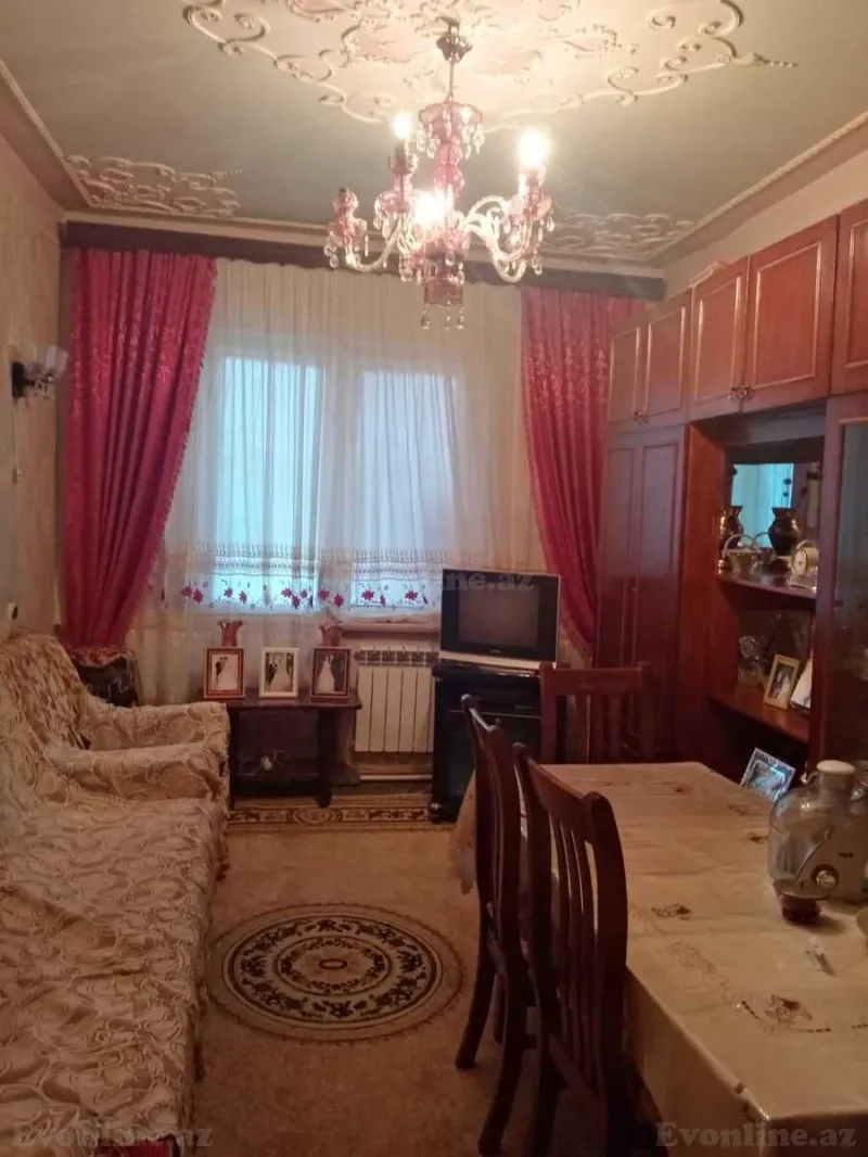 Satılır 2 otaqlı Mənzil Köhnə tikili 65 m² Gənclik m. - şəkil 3