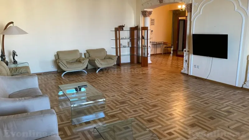 Kirayə verilir 7 otaqlı Mənzil Yeni tikili 300 m² İçərişəhər m. - şəkil 3