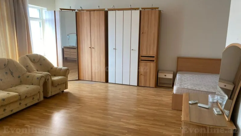 Kirayə verilir 7 otaqlı Mənzil Yeni tikili 300 m² İçərişəhər m. - şəkil 16