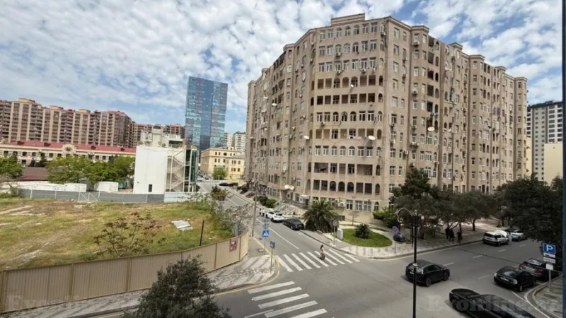 Satılır 4 otaqlı Mənzil Yeni tikili 205 m² Xətai m. - şəkil 22