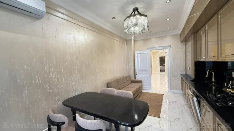 Satılır 4 otaqlı Mənzil Yeni tikili 205 m² Xətai m. - şəkil 25