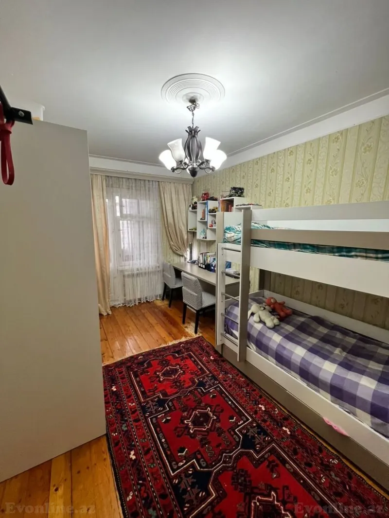 Satılır 3 otaqlı Mənzil Köhnə tikili 90 m² Qara Qarayev m. - şəkil 13
