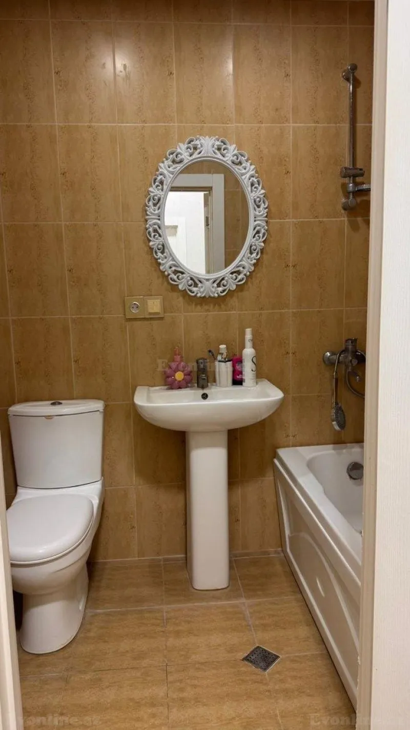 Satılır 2 otaqlı Mənzil Yeni tikili 45 m² Yasamal r. - şəkil 15