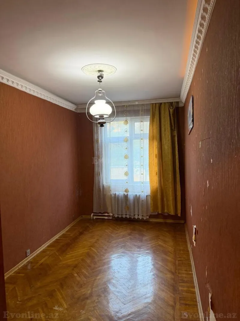 Satılır 2 otaqlı Mənzil Köhnə tikili 50 m² 2-ci mikrorayon - şəkil 5