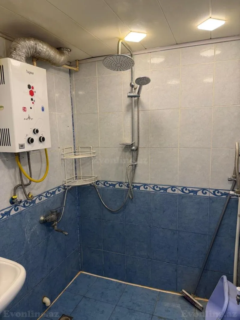 Satılır 2 otaqlı Mənzil Köhnə tikili 50 m² 2-ci mikrorayon - şəkil 13
