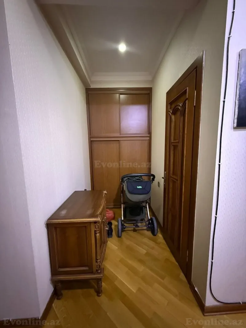 Satılır 4 otaqlı Mənzil Yeni tikili 150 m² 28 May m. - şəkil 5