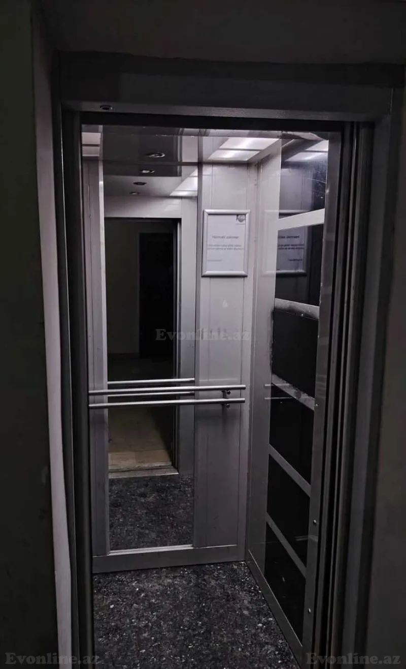 Satılır 3 otaqlı Mənzil Yeni tikili 117 m² İnşaatçılar m. - şəkil 3