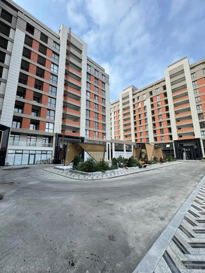 2 otaqlı Mənzil 81 m² Nizami m. Satılır