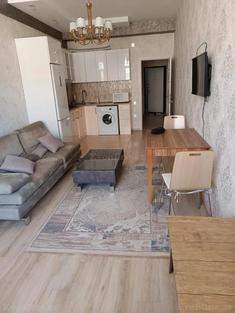 2 otaqlı Mənzil 70 m² 8 Noyabr m. Kirayə verilir